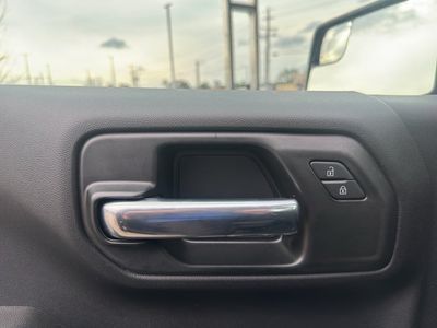 2026 Chevrolet Silverado 1500 — photo 15 view