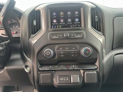 2026 Chevrolet Silverado 1500 — photo 11 view
