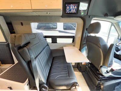 2025 Storyteller Overland DARK MODE - Photo 12