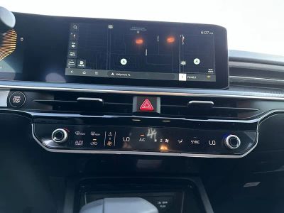 2026 Kia K5 — photo 23 view