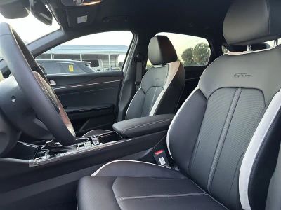 2026 Kia K5 — photo 16 view