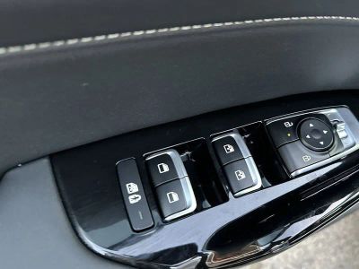 2026 Kia K5 — photo 18 view