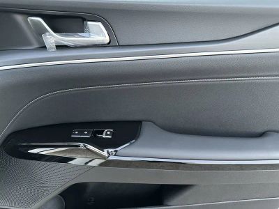 2026 Kia K5 — photo 27 view