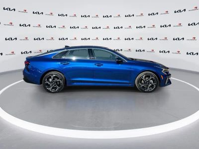 2026 Kia K5 — photo 9 view