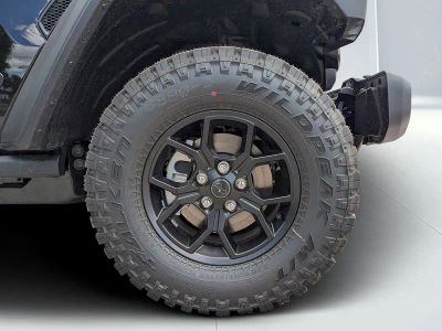 2026 Jeep Wrangler — photo 10 view