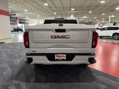 2019 GMC Sierra 1500 — interior view