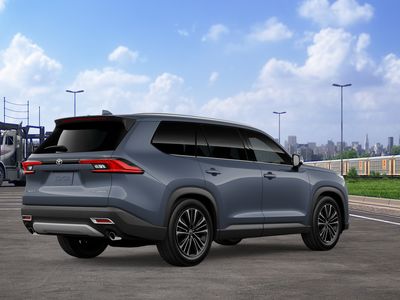 2026 Toyota Grand Highlander Hybrid - Photo 12