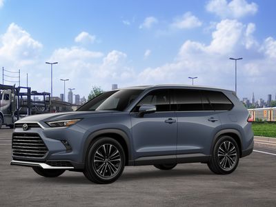 2026 Toyota Grand Highlander Hybrid - Photo 3