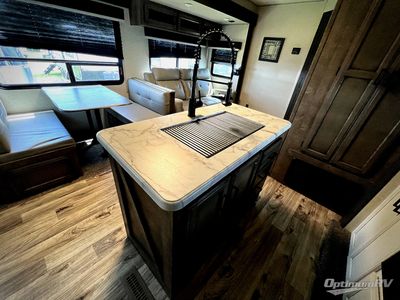 2022 Venture RV SportTrek - Photo 11
