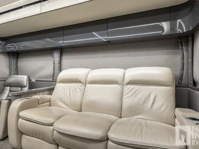2018 Winnebago Horizon — photo 13 view