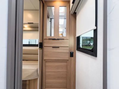 2027 Thor Motor Coach CHATEAU — photo 18 view