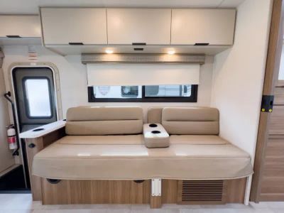 2027 Thor Motor Coach CHATEAU — photo 15 view