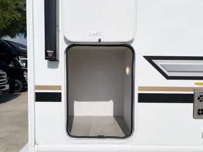 2027 Thor Motor Coach CHATEAU — photo 24 view