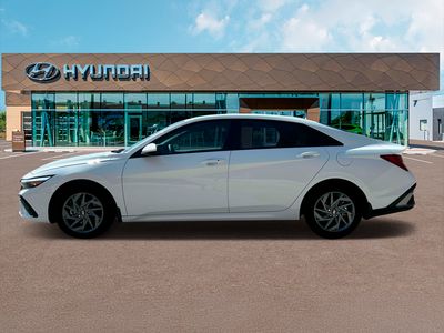 2025 Hyundai Elantra Hybrid - Photo 34