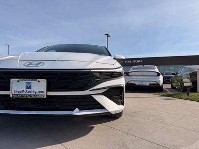 2025 Hyundai Elantra Hybrid - Photo 9