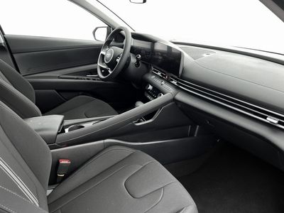 2025 Hyundai Elantra Hybrid - Photo 46