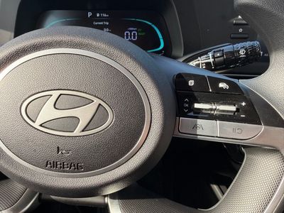 2025 Hyundai Elantra Hybrid - Photo 15