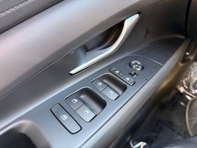 2025 Hyundai Elantra Hybrid - Photo 21