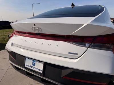 2025 Hyundai Elantra Hybrid - Photo 31