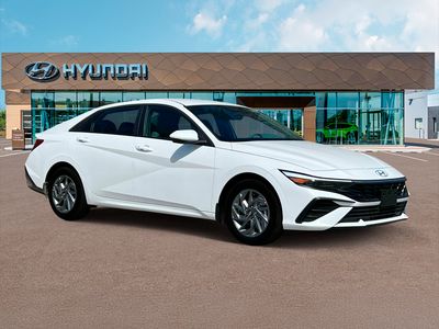 2025 Hyundai Elantra Hybrid - Photo 41