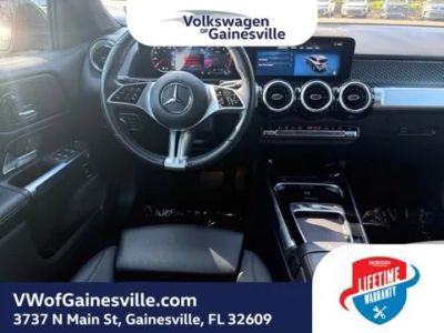 2025 Mercedes-Benz GLB — photo 14 view