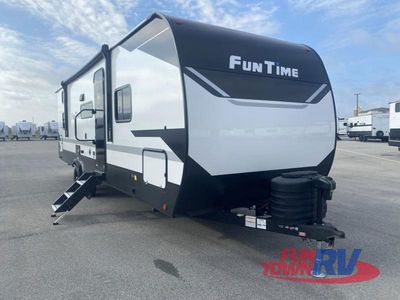 2026 CrossRoads RV Fun Time — front three-quarter view