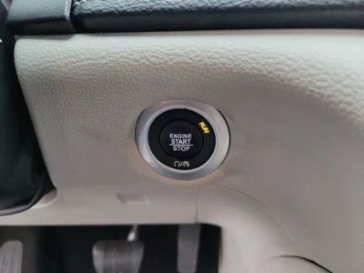 2023 Chrysler Pacifica — photo 26 view