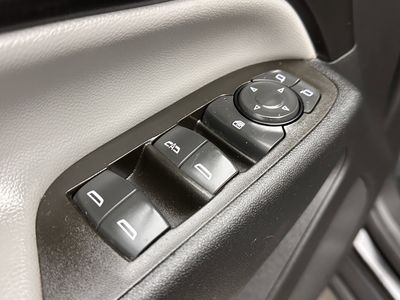 2023 Chevrolet Equinox - Photo 10