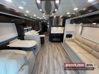 2022 Reatta 37K — photo 11 view