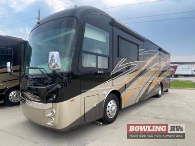 2022 Reatta 37K — front three-quarter view