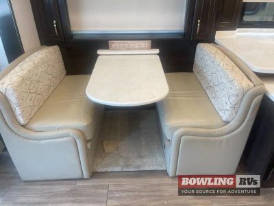 2022 Reatta 37K — photo 17 view