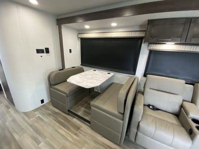 2026 Entegra Esteem - Photo 13