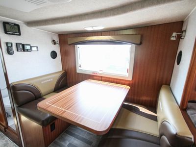2026 Northern Lite Limited Edition 9-6LEWB — photo 17 view