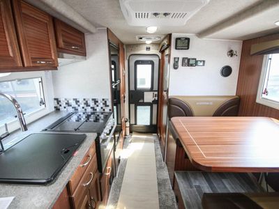 2026 Northern Lite Limited Edition 9-6LEWB — photo 8 view