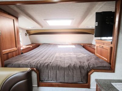 2026 Northern Lite Limited Edition 9-6LEWB — photo 21 view