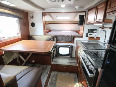 2026 Northern Lite Limited Edition 9-6LEWB — photo 7 view