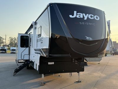 2026 Jayco Seismic - Photo 1