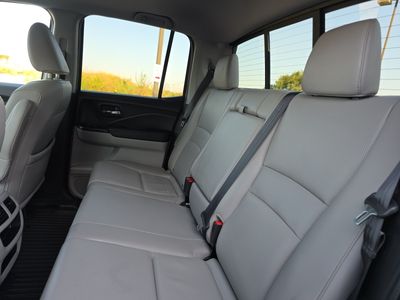 2019 Honda Ridgeline — photo 10 view