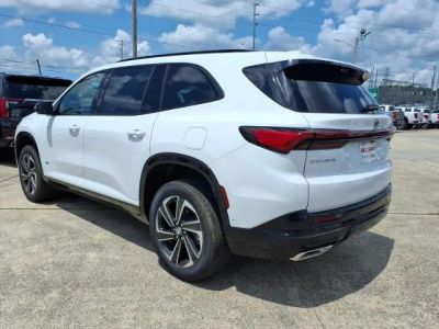 2026 Buick Enclave — detail view