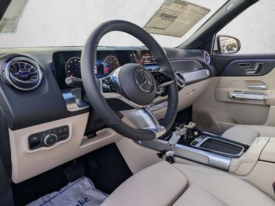 2026 Mercedes-Benz GLB 250 - Photo 3