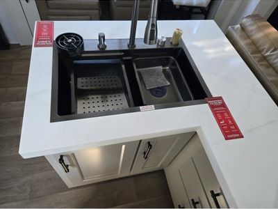 2026 Grand Design Solitude - Photo 13
