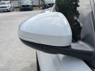 2019 Jaguar F-TYPE — photo 10 view