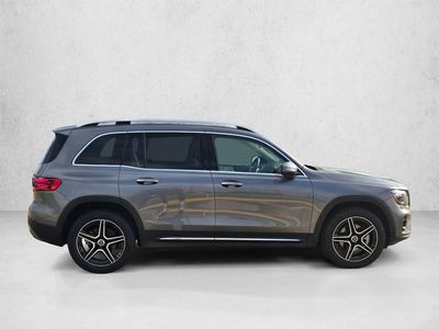 2026 Mercedes-Benz GLB 250 - Photo 2