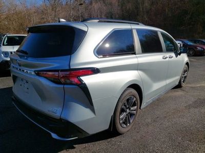 2024 Toyota Sienna XSE - Photo 4