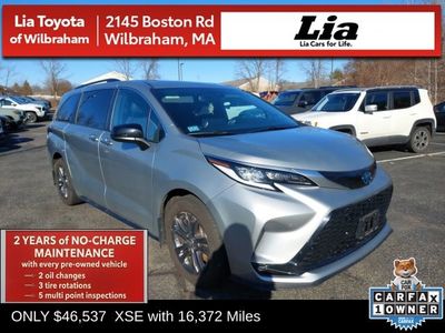 2024 Toyota Sienna XSE - Photo 2