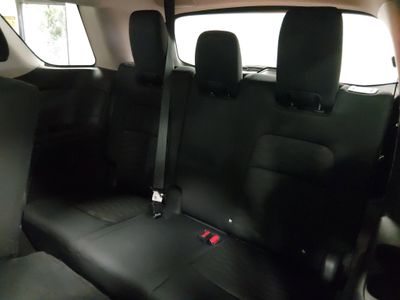 2025 Nissan Pathfinder - Photo 17