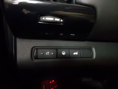 2025 Nissan Pathfinder - Photo 13