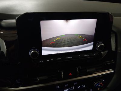 2025 Nissan Pathfinder - Photo 16