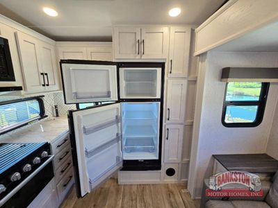 2024 Astoria 260RK - Photo 16