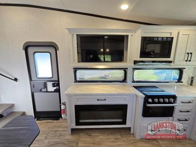 2024 Astoria 260RK - Photo 19